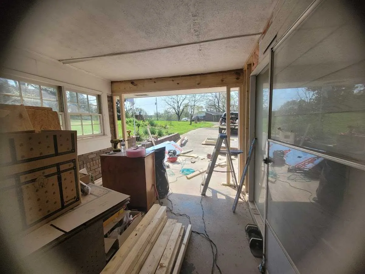 Air movers and dehumidifier for Water Mitigation Services in Capitol View